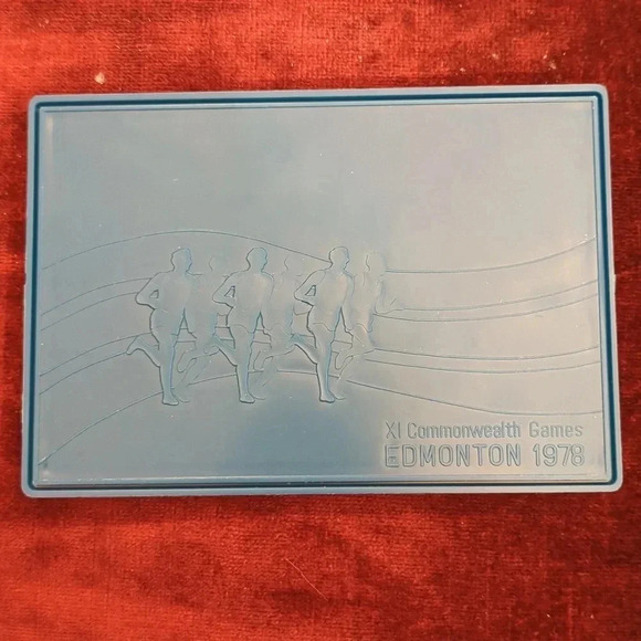 Edmonton Commonwealth Games  Commemorative Medallions (3) - Picture 2 of 8